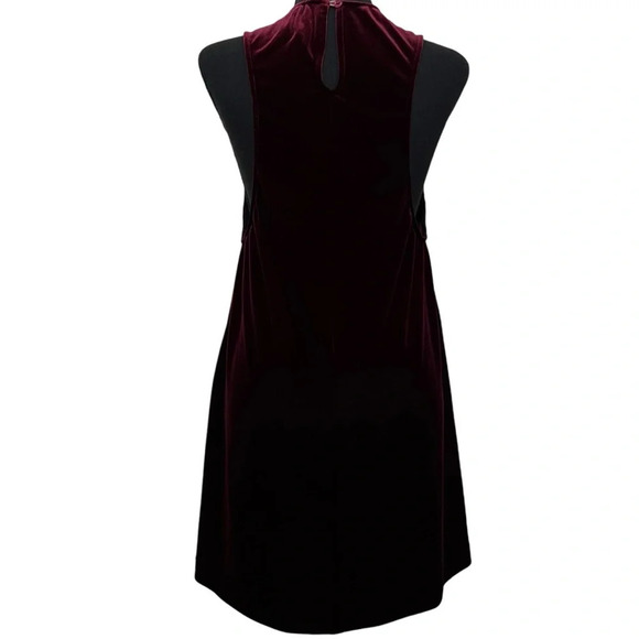 Sleeveless Velvet Shift Mini Dress Burgundy Size Small - Picture 2 of 6